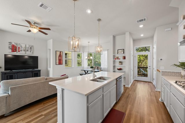 5315 La Crosse Ave 1, Austin, TX 78739