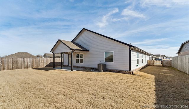 12504 N 132nd East Avenue, Collinsville, OK 74055