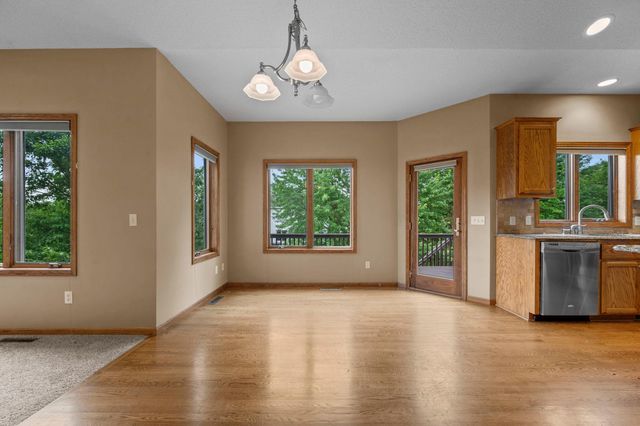 3878 Arlington Drive, Woodbury, MN 55129