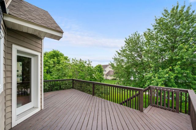 3878 Arlington Drive, Woodbury, MN 55129