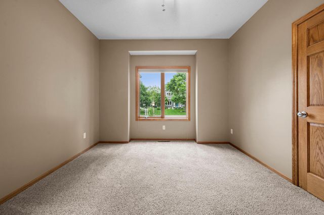 3878 Arlington Drive, Woodbury, MN 55129