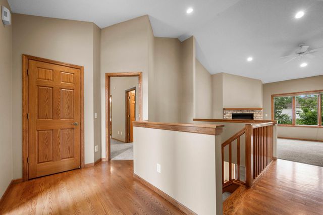 3878 Arlington Drive, Woodbury, MN 55129