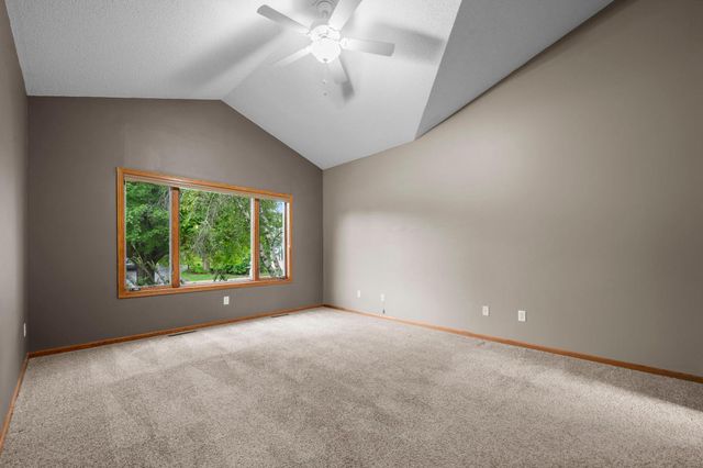 3878 Arlington Drive, Woodbury, MN 55129
