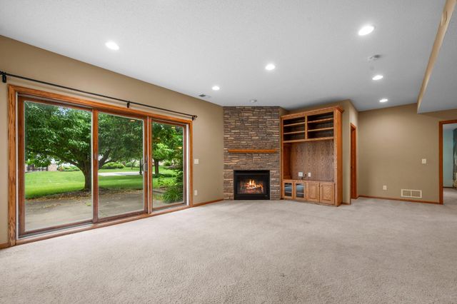 3878 Arlington Drive, Woodbury, MN 55129