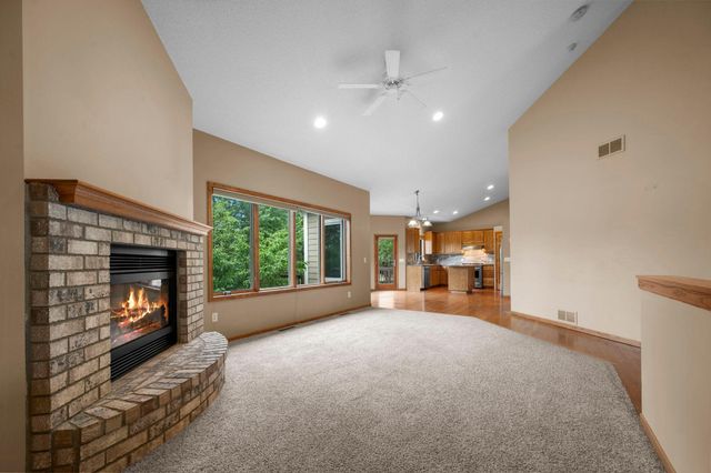 3878 Arlington Drive, Woodbury, MN 55129