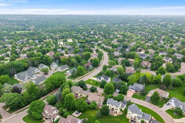 3878 Arlington Drive, Woodbury, MN 55129