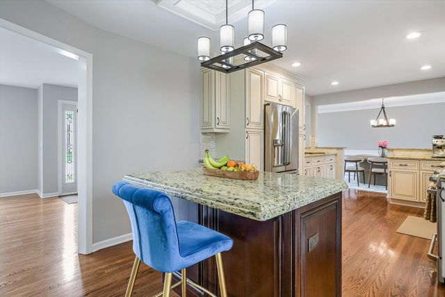 4647 N Thatcher Avenue, Norridge, IL 60706