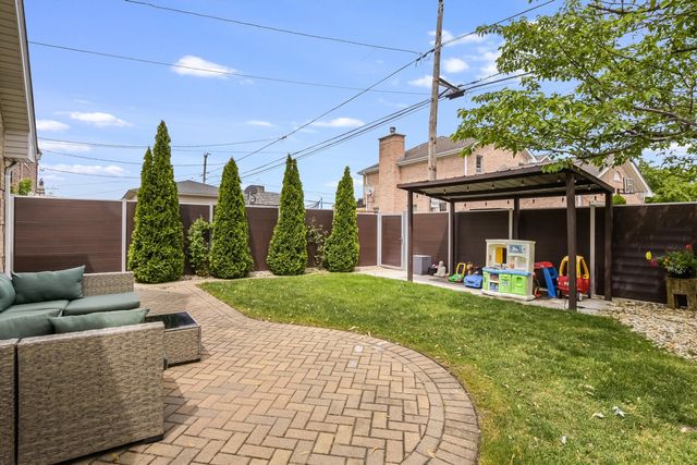 4647 N Thatcher Avenue, Norridge, IL 60706