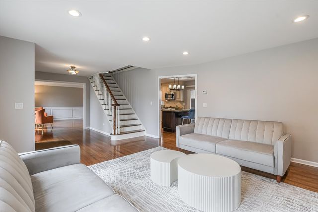 4647 N Thatcher Avenue, Norridge, IL 60706