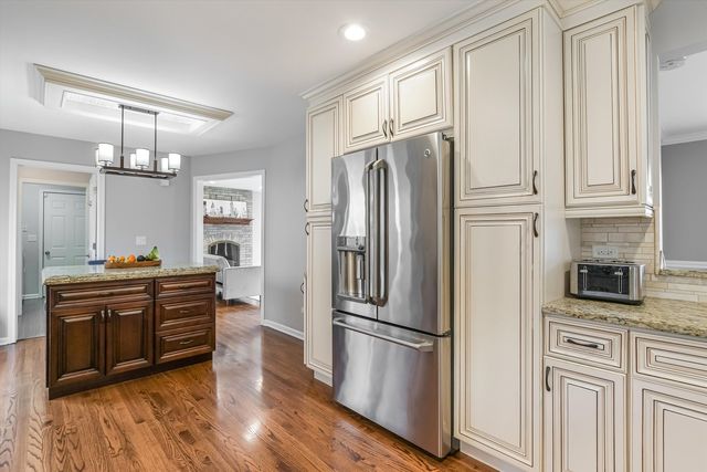 4647 N Thatcher Avenue, Norridge, IL 60706