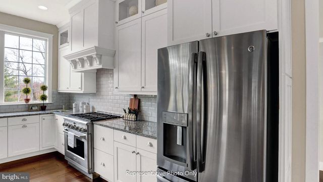 127 QUINN DR, Lebanon, PA 17042