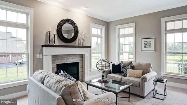 127 QUINN DR, Lebanon, PA 17042