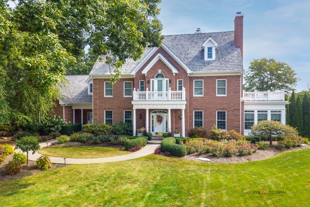 5760 Churchill Lane, Libertyville, IL 60048