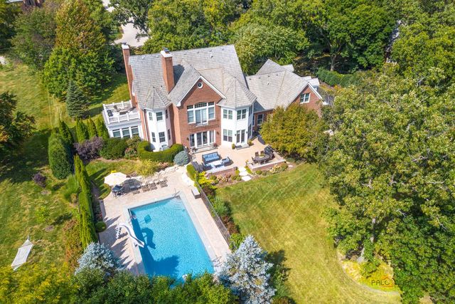 5760 Churchill Lane, Libertyville, IL 60048