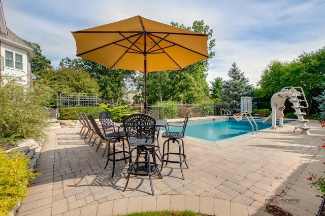 5760 Churchill Lane, Libertyville, IL 60048