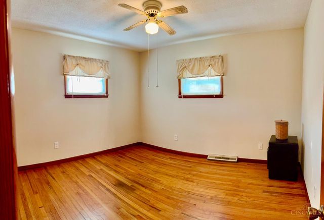 1811 Lois Lane, Goshen Twp, OH 45122
