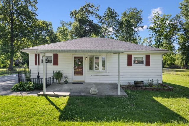 1811 Lois Lane, Goshen Twp, OH 45122