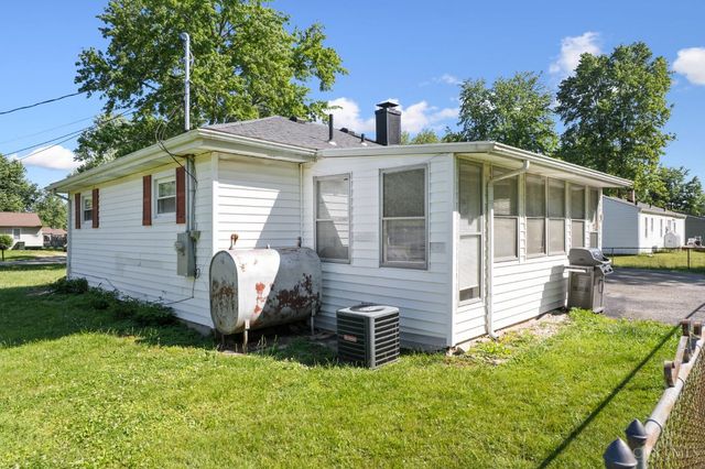 1811 Lois Lane, Goshen Twp, OH 45122