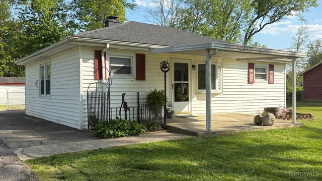 1811 Lois Lane, Goshen Twp, OH 45122