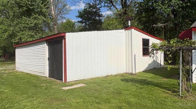 1811 Lois Lane, Goshen Twp, OH 45122