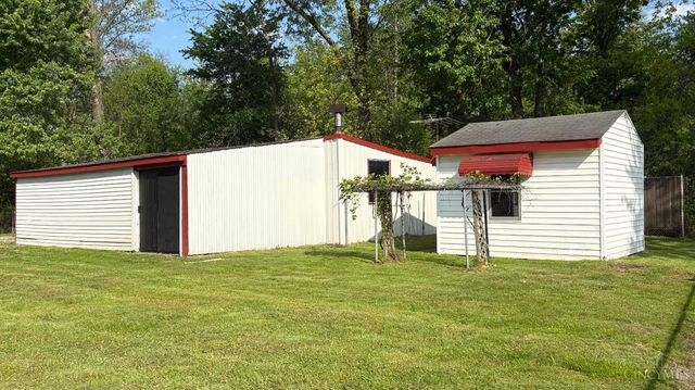 1811 Lois Lane, Goshen Twp, OH 45122