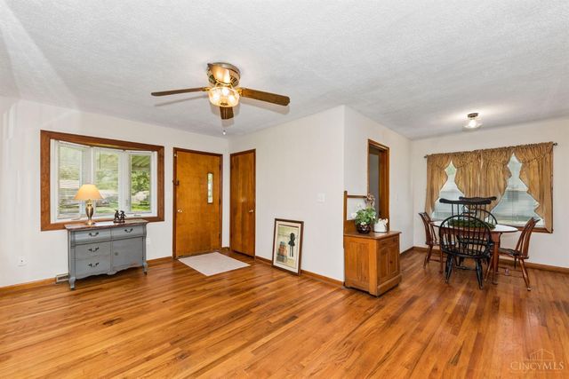 1811 Lois Lane, Goshen Twp, OH 45122