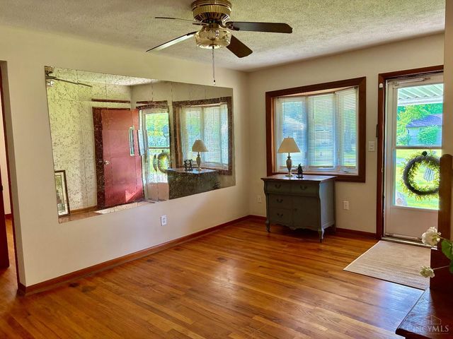 1811 Lois Lane, Goshen Twp, OH 45122