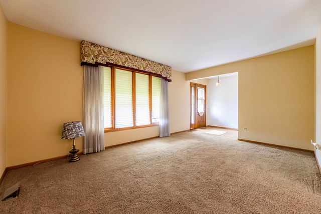 5911 S Natchez Avenue, Chicago, IL 60638