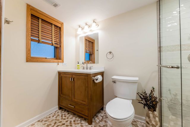 5911 S Natchez Avenue, Chicago, IL 60638