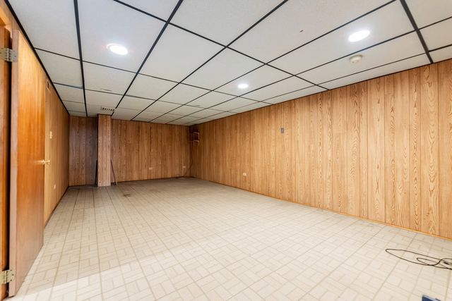 5911 S Natchez Avenue, Chicago, IL 60638