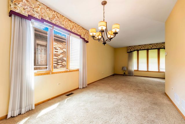 5911 S Natchez Avenue, Chicago, IL 60638