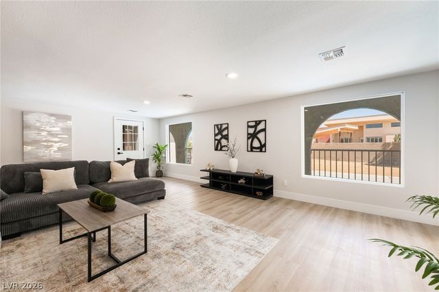 2903 Hardin Drive, Henderson, NV 89074