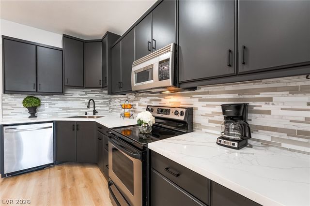 2903 Hardin Drive, Henderson, NV 89074
