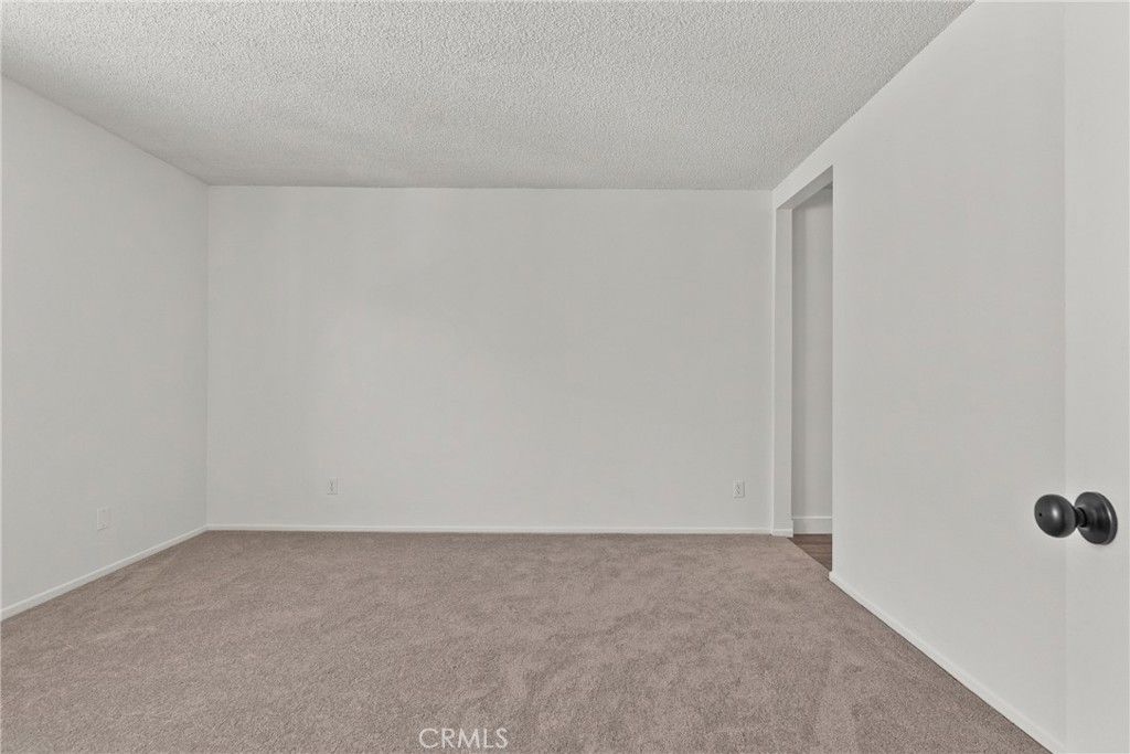 Image 25 of property listing at 18161 Sundowner 932, Canyon Country, CA 91387