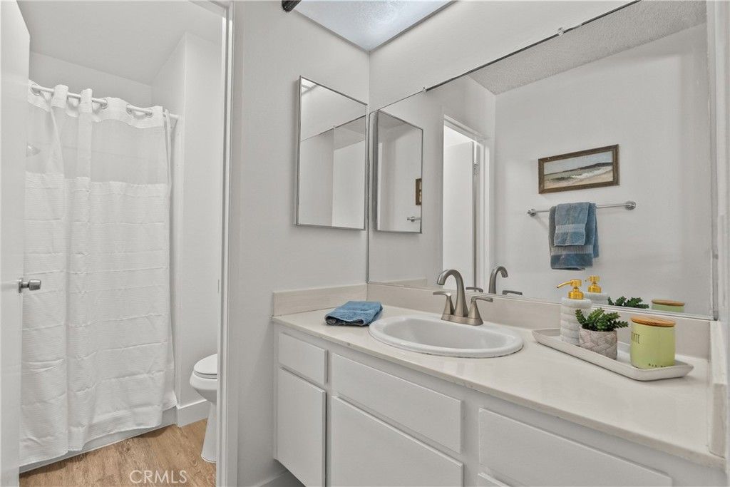 Image 28 of property listing at 18161 Sundowner 932, Canyon Country, CA 91387