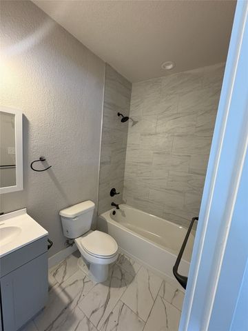 316 Henry Street, Waxahachie, TX 75165