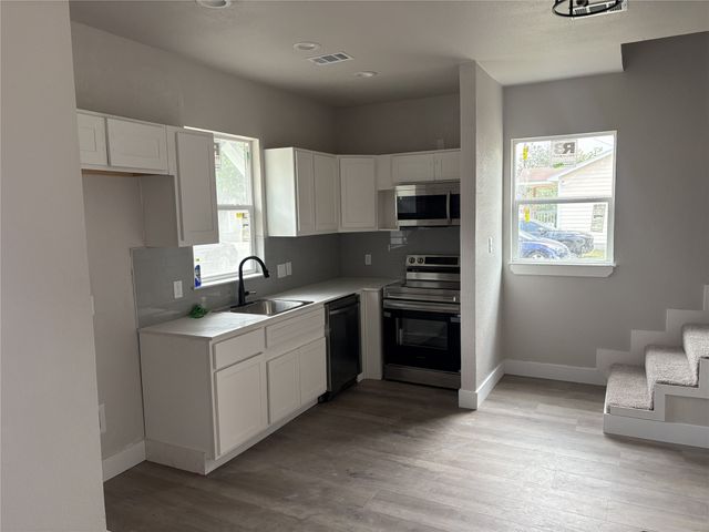 316 Henry Street, Waxahachie, TX 75165