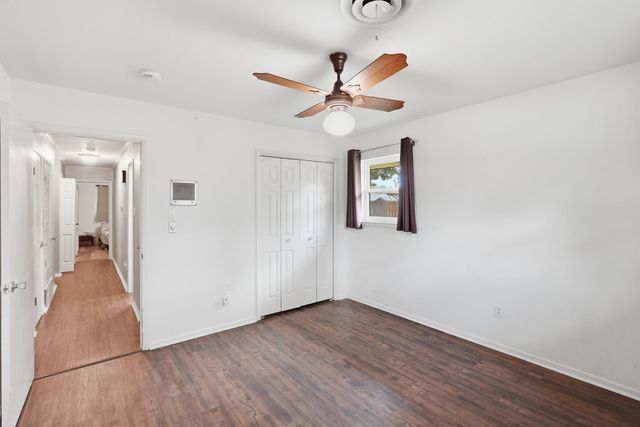 1226 Crestwood Drive, Cleburne, TX 76033