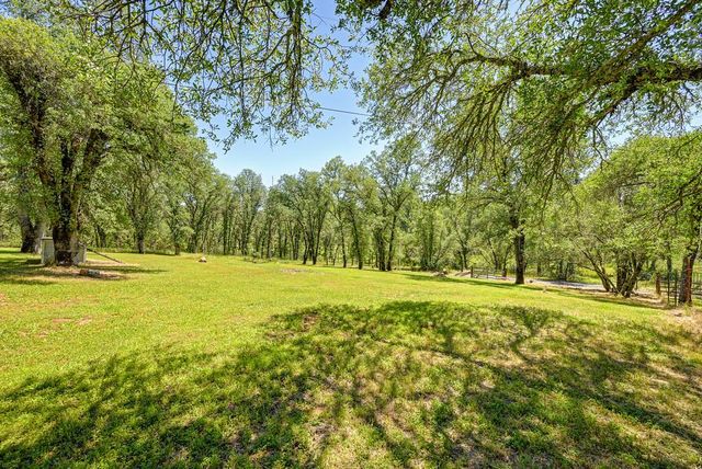 5339 Quail Valley Rd, Placerville, CA 95667