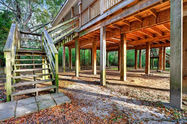 3718 Howze St., Moss Point, MS 39563