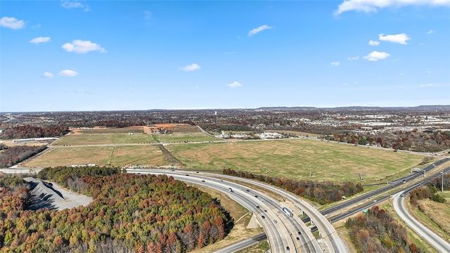 685 Van Asche Drive, Fayetteville, AR 72704