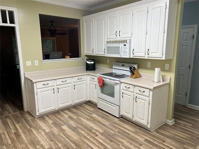 129 Avalon Drive, Mcdonough, GA 30252
