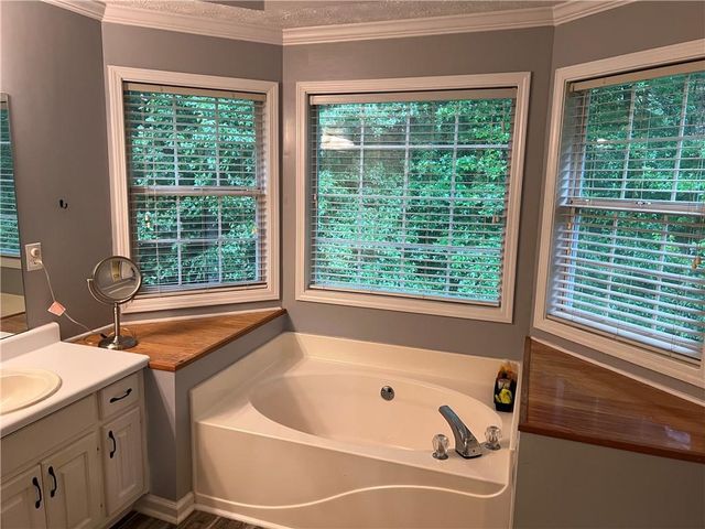 129 Avalon Drive, Mcdonough, GA 30252
