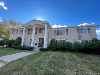 510 Montrose Avenue 8, Royal Oak, MI 48073