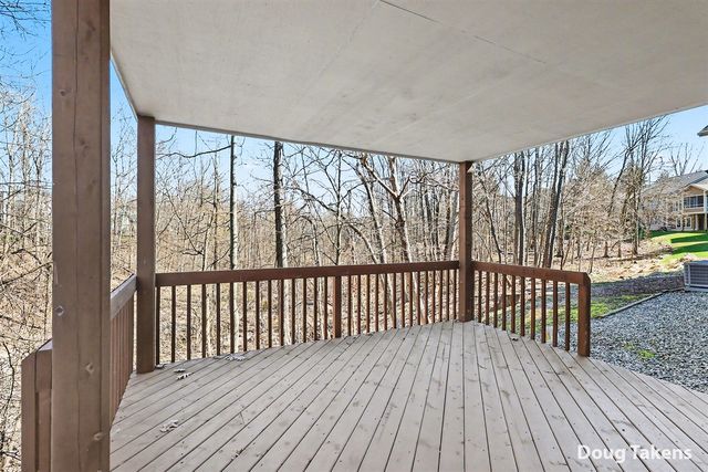 1718 Big Timber Court, Grand Rapids, MI 49505