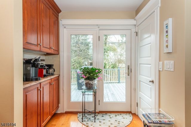 8 Appleton Rd, Bloomfield Twp., NJ 07003