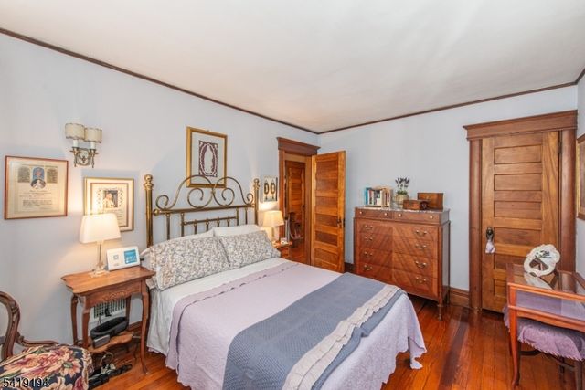 8 Appleton Rd, Bloomfield Twp., NJ 07003
