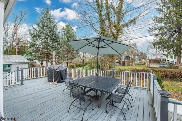 8 Appleton Rd, Bloomfield Twp., NJ 07003