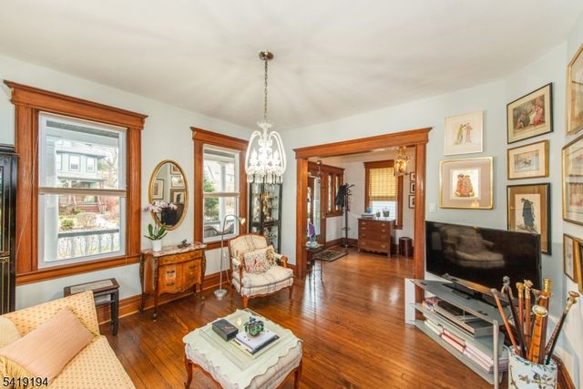 8 Appleton Rd, Bloomfield Twp., NJ 07003