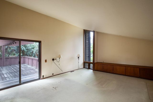 706 Tolman Drive, Stanford, CA 94305
